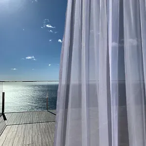https://holiday-apartment-ocean-view.madeira-islandshotels.com