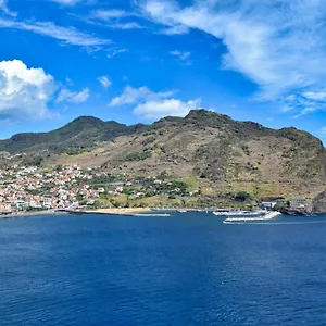 https://machico-beach-a-home-in-madeira.madeira-islandshotels.com